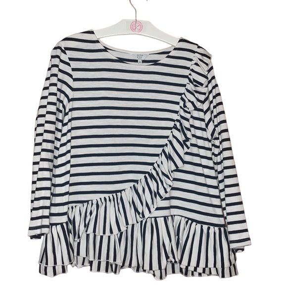 •CROWN & IVY•WHITE & BLACK STRIPED  RUFFLE LONG SLLEVE SCOOPNECK TOP SIZE PL - Picture 1 of 7